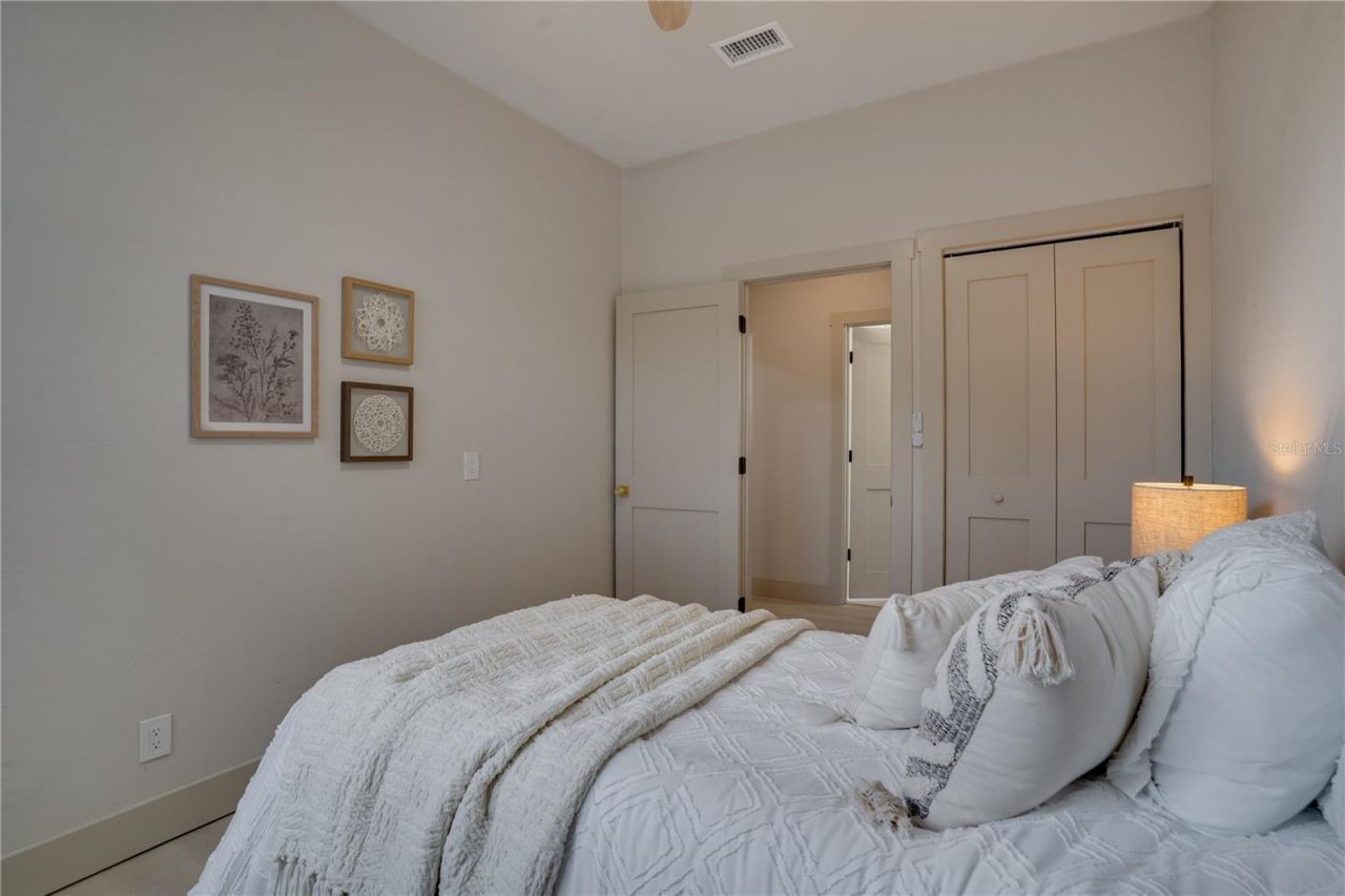 4566 28th Avenue N, Saint Petersburg, FL 33713 Photo