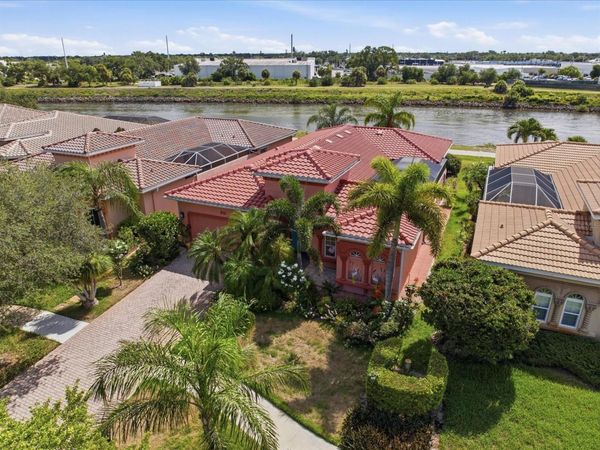 210 RIO TERRA , VENICE, FL 34285