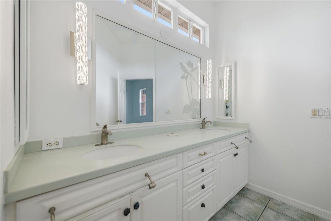 210 Rio Terra , Venice, FL 34285 Photo