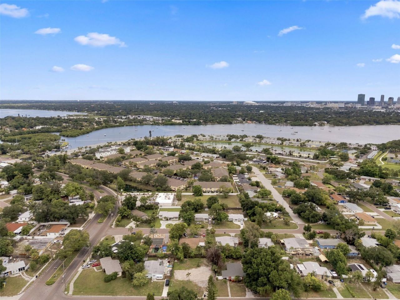 3963 Neptune Drive Se, Saint Petersburg, FL 33705 Photo