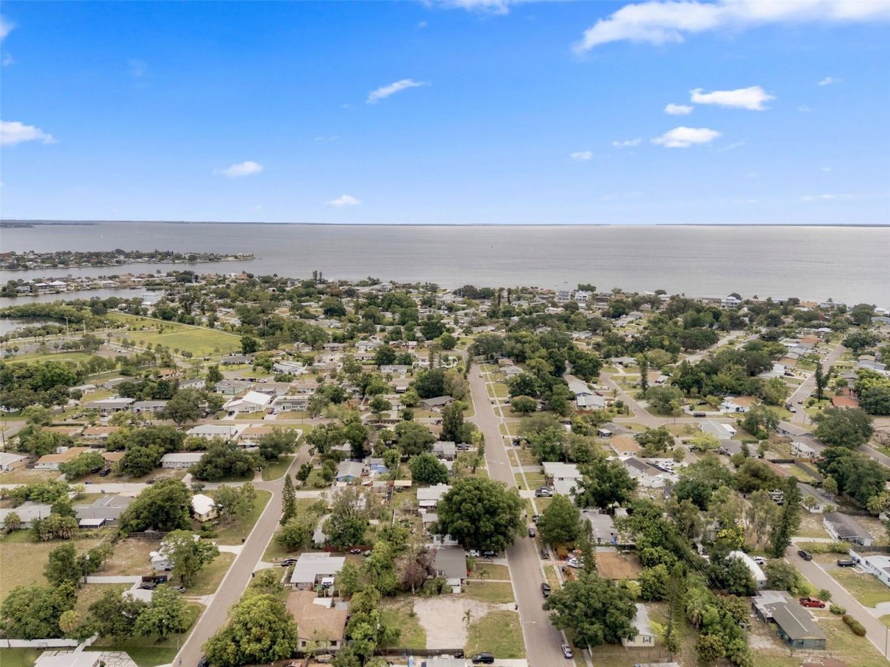 3963 Neptune Drive Se, Saint Petersburg, FL 33705 Photo