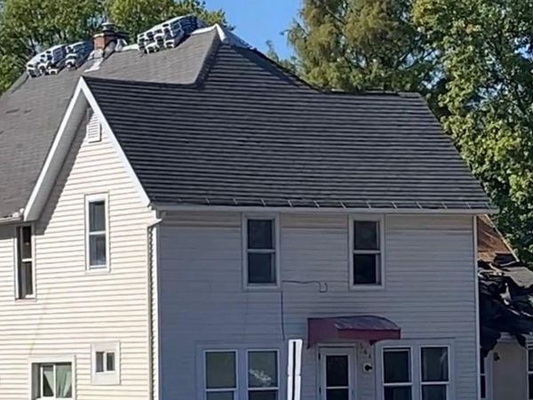 564 S MAIN Street, Canton, IL 61520