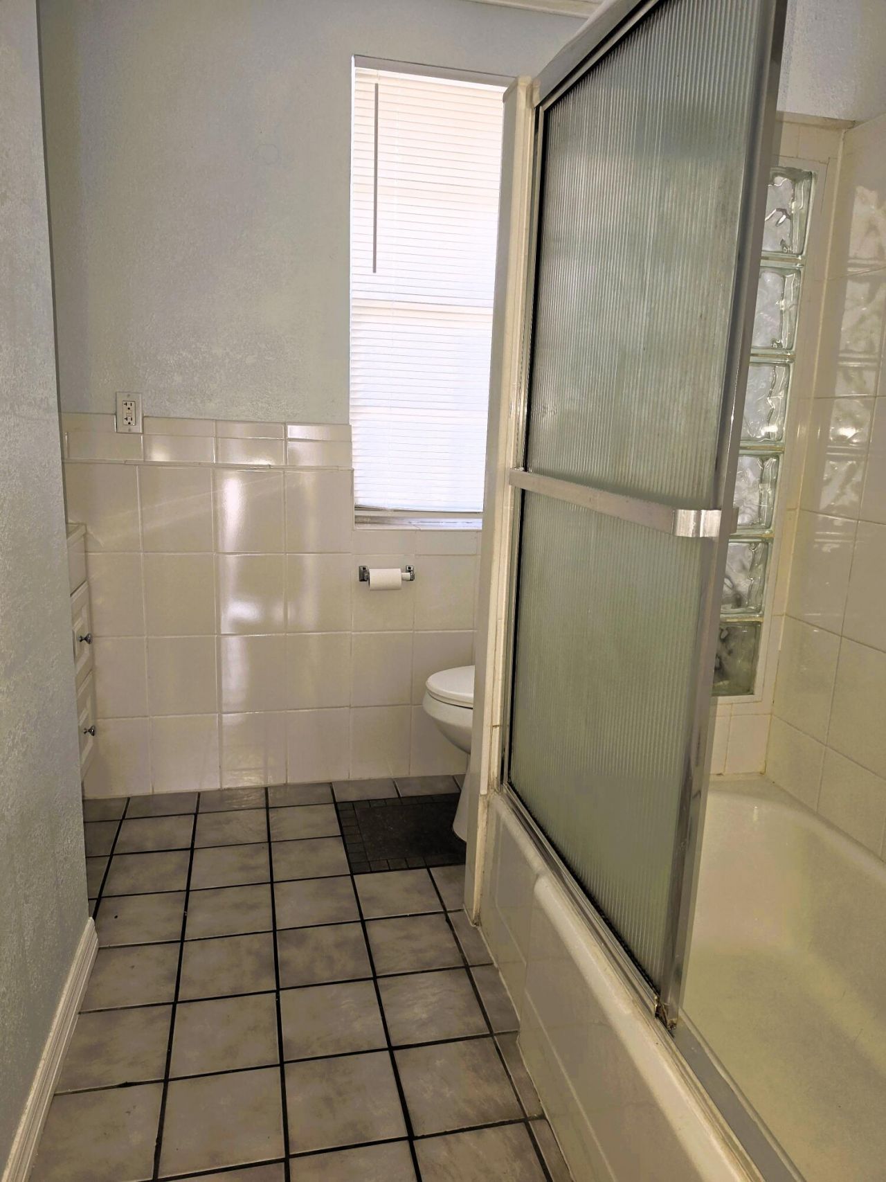 814 Poplar Drive, Unit B, Lake Park, FL 33403 Photo