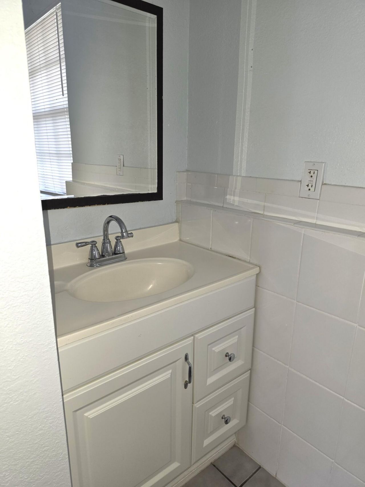 814 Poplar Drive, Unit B, Lake Park, FL 33403 Photo
