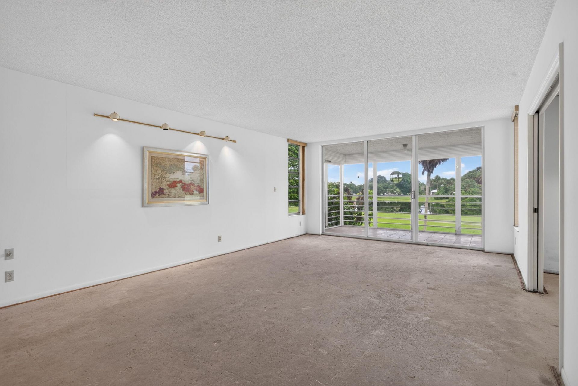 806 Cypress Boulevard, Unit 209, Pompano Beach, FL 33069 Photo