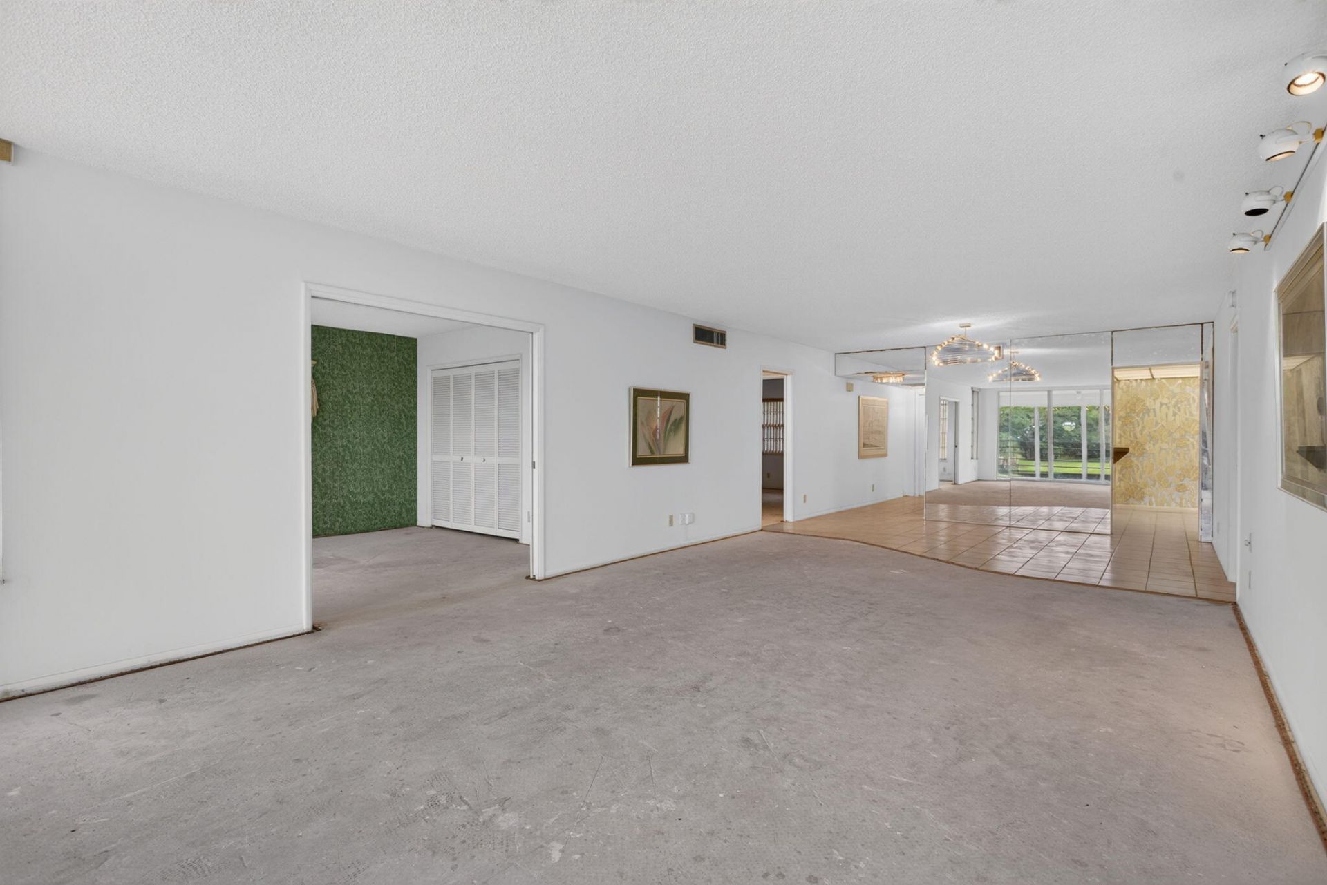 806 Cypress Boulevard, Unit 209, Pompano Beach, FL 33069 Photo