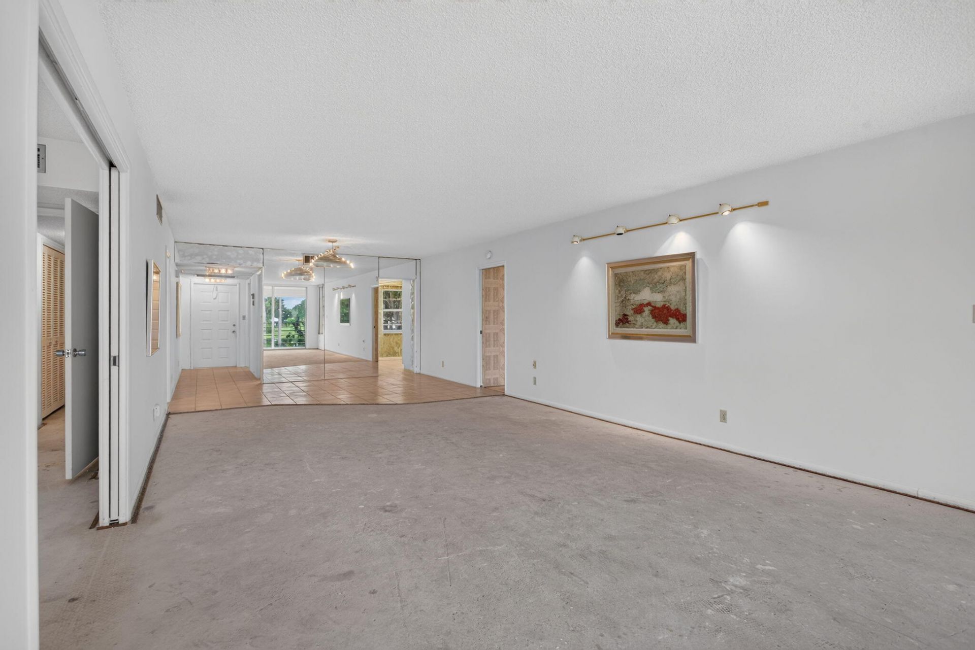 806 Cypress Boulevard, Unit 209, Pompano Beach, FL 33069 Photo