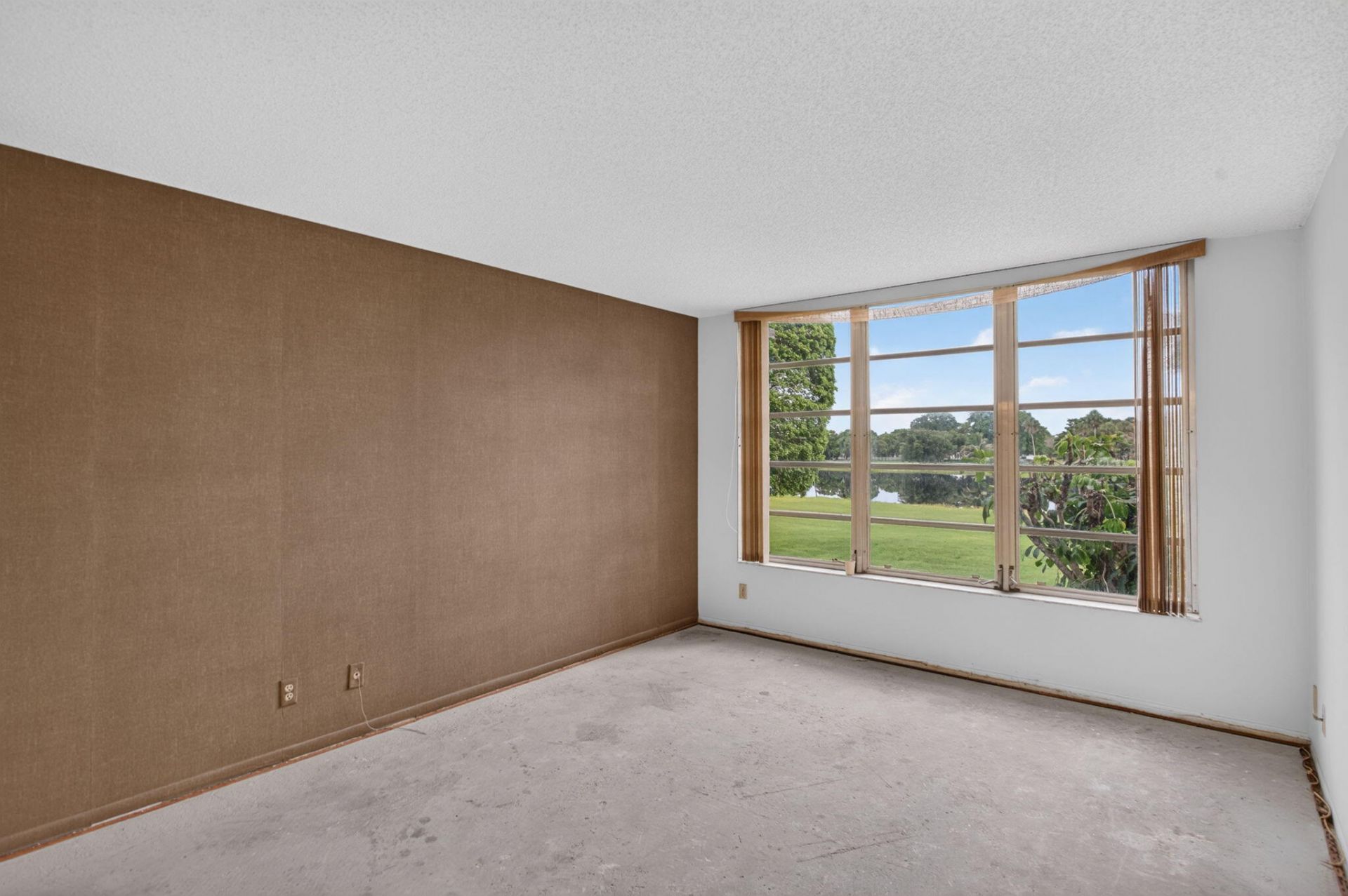 806 Cypress Boulevard, Unit 209, Pompano Beach, FL 33069 Photo