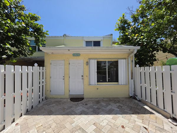 2805 N Highway A1a, Unit B, Fort Pierce, FL 34949