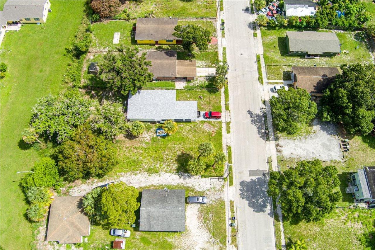 807 N 22nd N Street, Fort Pierce, FL 34950 Photo