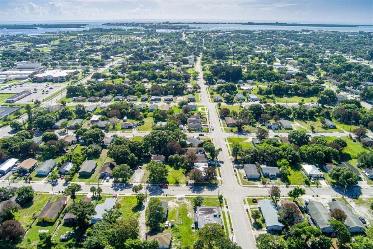 807 N 22nd N Street, Fort Pierce, FL 34950 Photo