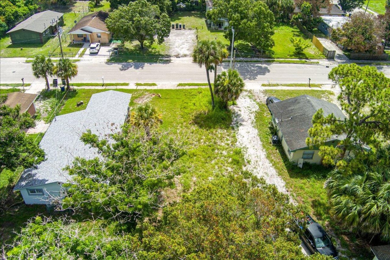 807 N 22nd N Street, Fort Pierce, FL 34950 Photo