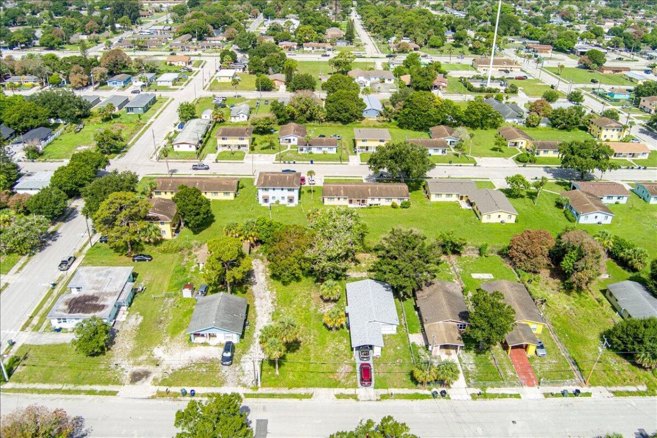 807 N 22nd N Street, Fort Pierce, FL 34950 Photo