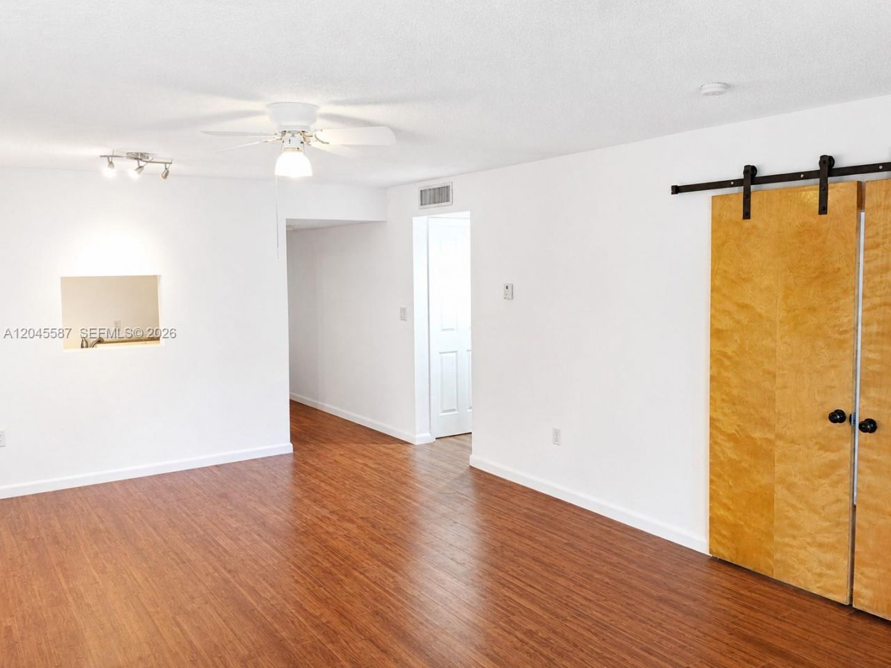 11925 NE 2nd Ave, Unit B315, North Miami, FL 33161 Photo