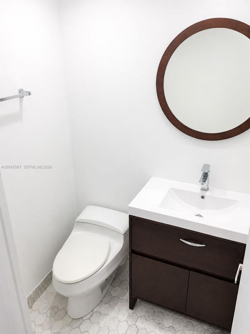 11925 NE 2nd Ave, Unit B315, North Miami, FL 33161 Photo