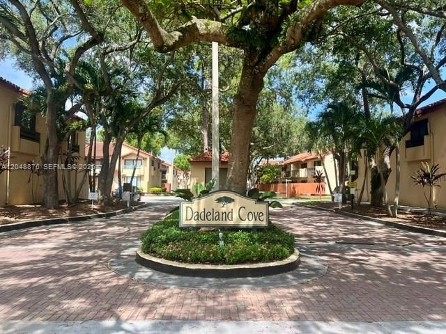 10211 SW 77th Ct , Miami, FL 33156 Photo
