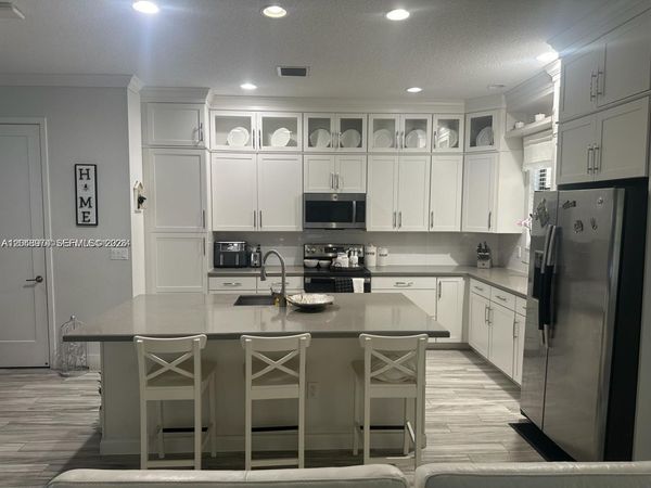 20977 NW 1st St , Pembroke Pines, FL 33029