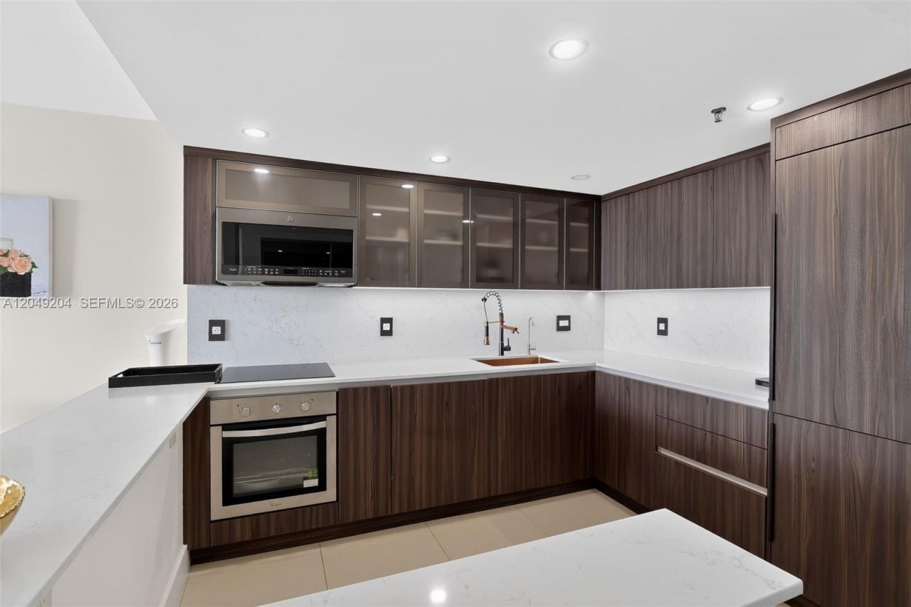 20505 E Country Club Dr, Unit 1739, Aventura, FL 33180 Photo