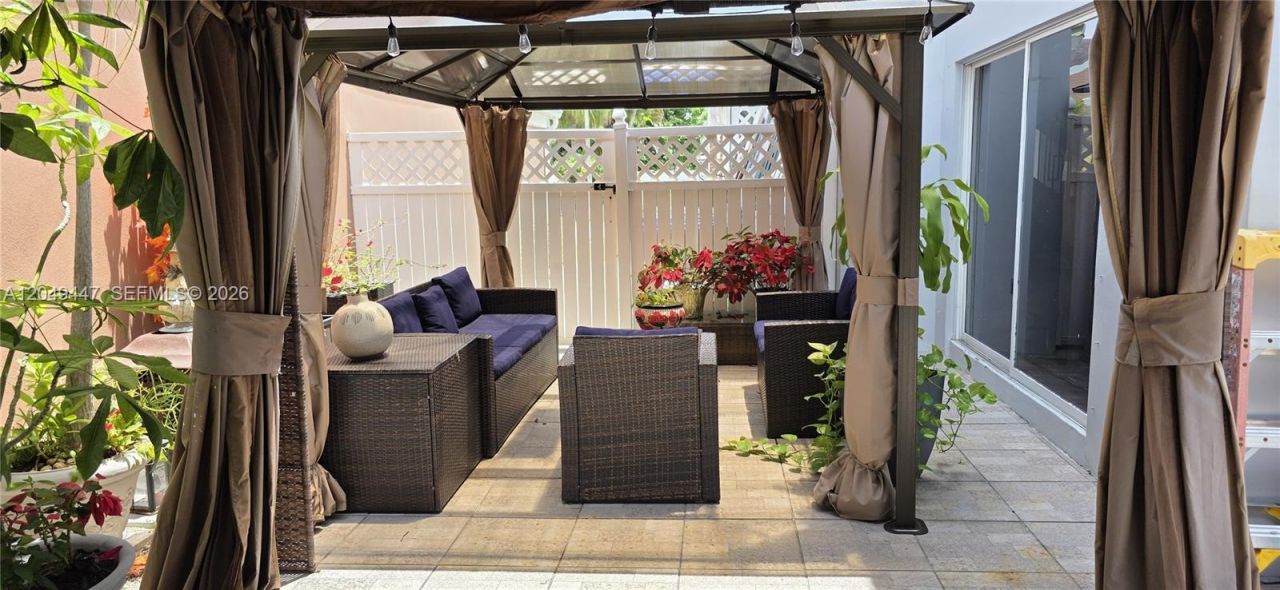 3330 Kapot Ter , Miramar, FL 33025 Photo