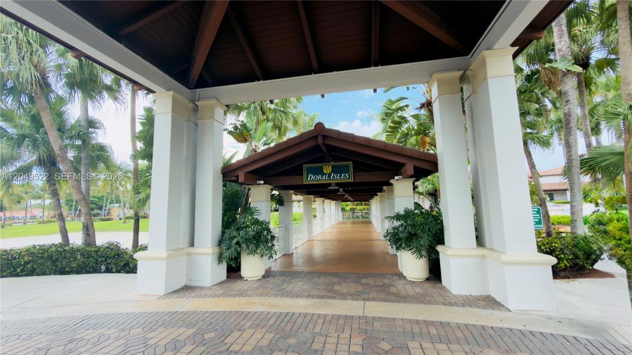 11310 NW 61st St , Unit ., Doral, FL 33178 Photo