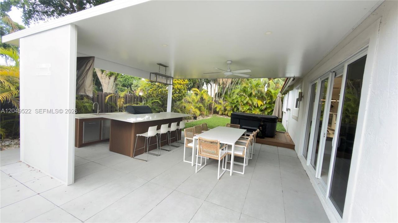 11310 NW 61st St , Unit ., Doral, FL 33178 Photo