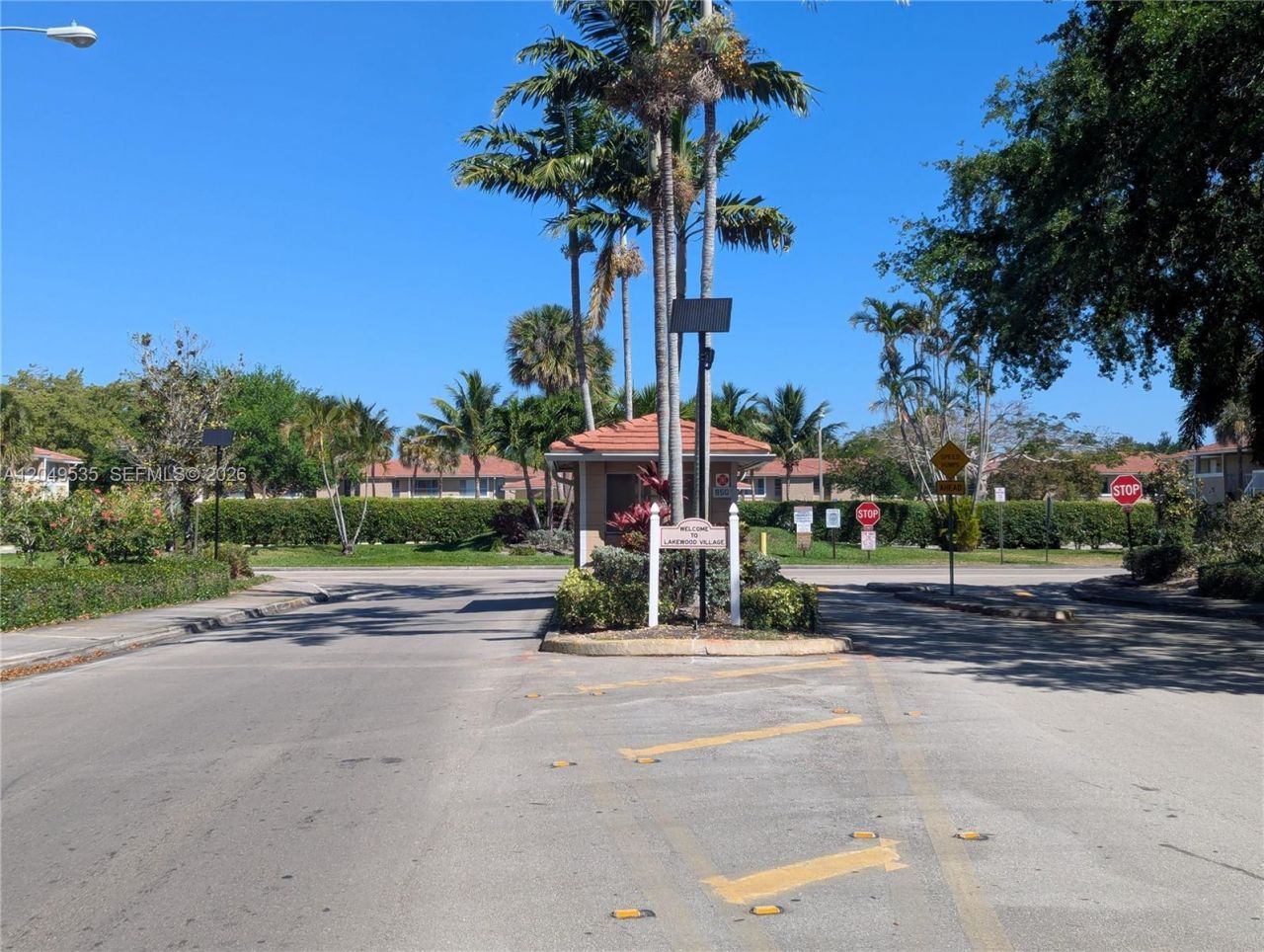 807 Twin Lakes Dr , Unit 32-G, Coral Springs, FL 33071 Photo