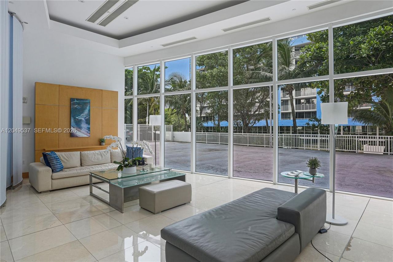 2101 Brickell Ave, Unit 1112, Miami, FL 33129 Photo