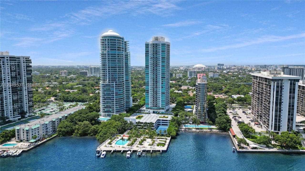 2101 Brickell Ave, Unit 1112, Miami, FL 33129 Photo