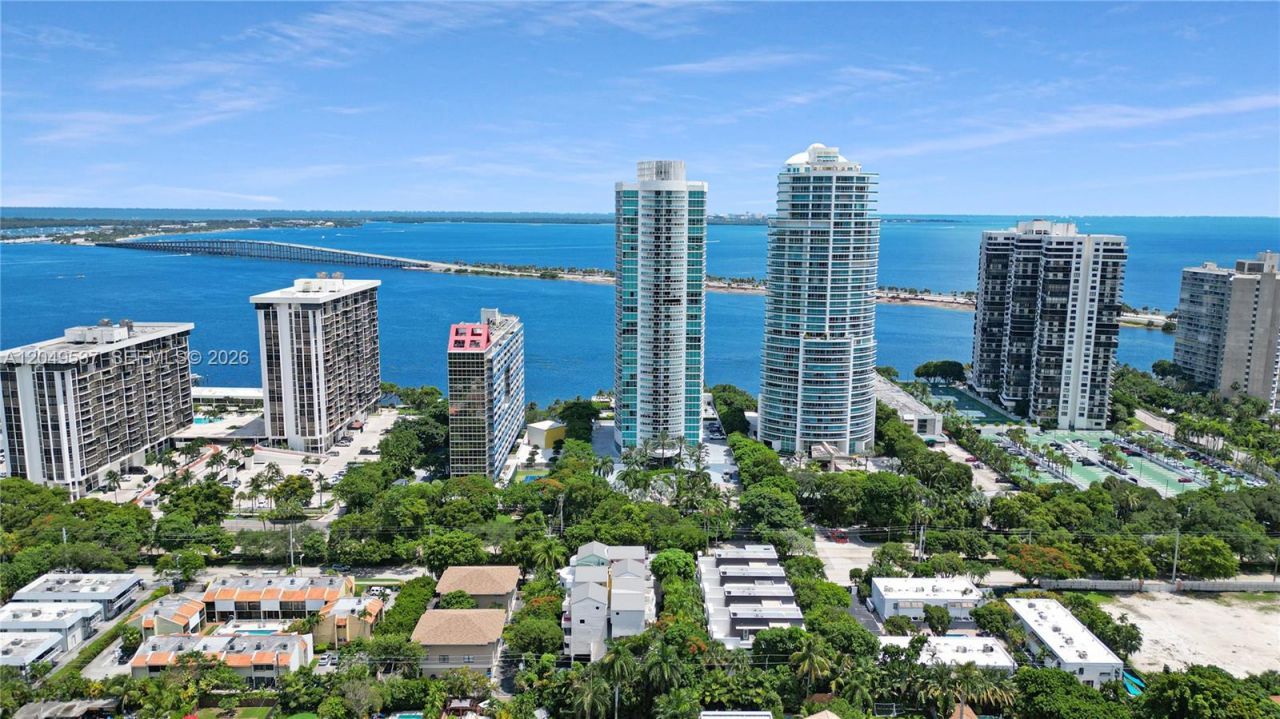 2101 Brickell Ave , Unit 1112, Miami, FL 33129 Photo