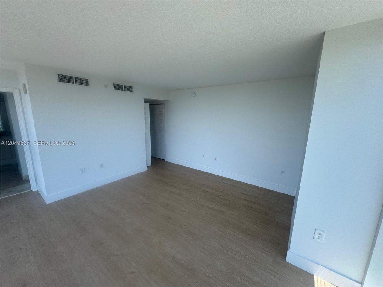 2101 Brickell Ave, Unit 1112, Miami, FL 33129 Photo