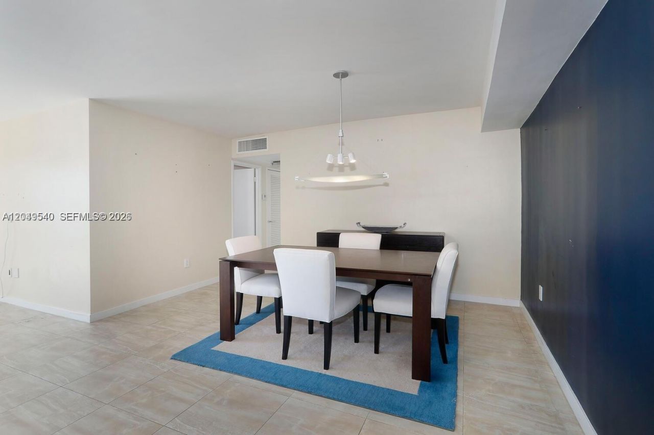 145 SE 25th Rd , Unit 502, Miami, FL 33129 Photo