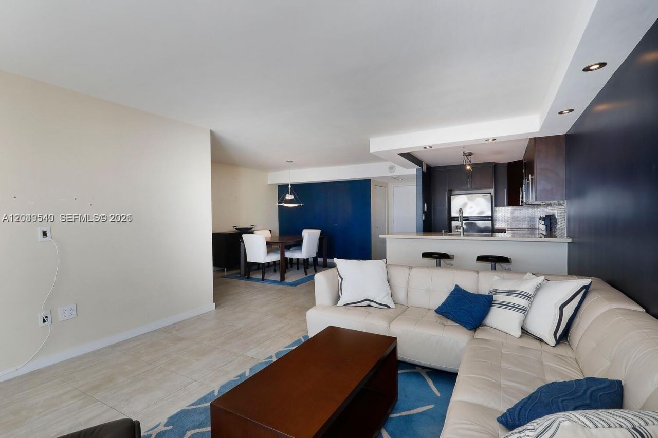 145 SE 25th Rd , Unit 502, Miami, FL 33129 Photo