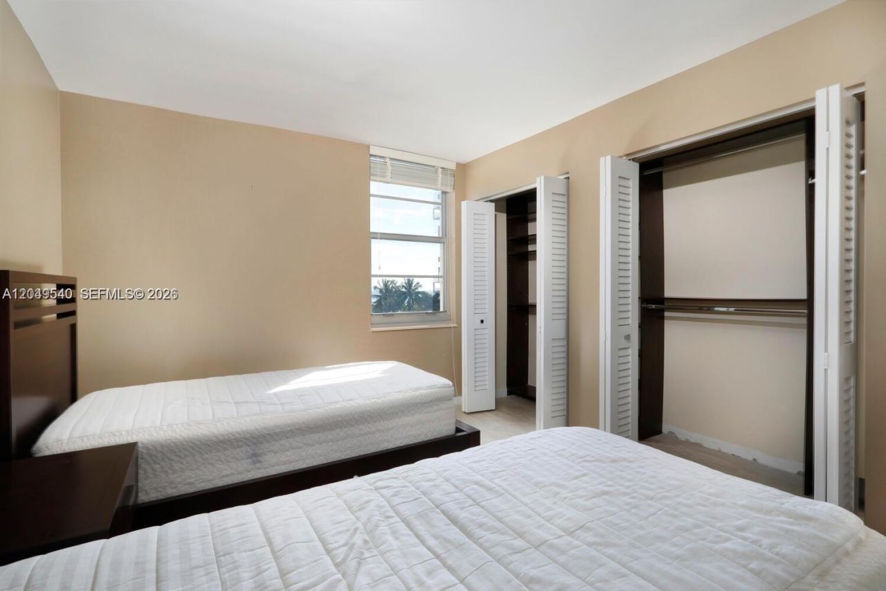 145 SE 25th Rd , Unit 502, Miami, FL 33129 Photo
