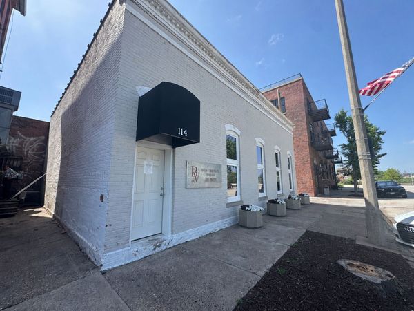 114 19th Street , Rock Island, IL 61201