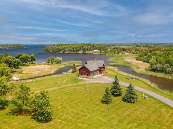 2987 Country Road 20, International Falls, MN 56649