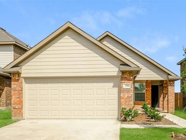 1506 Matthew Drive, Ennis, TX 75119