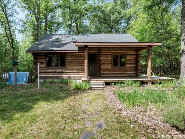 11332 Henderson Road, Montague, MI 49437