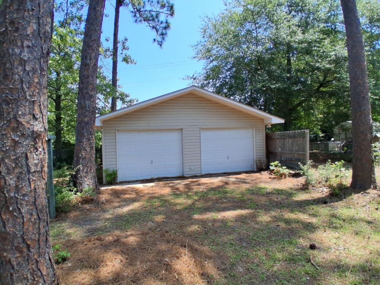 2112 W Carolina Avenue Photo 28