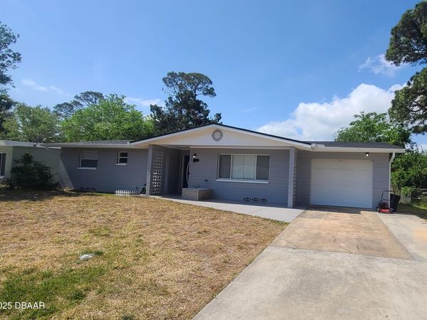 2222 Harvard Road, South Daytona, FL 32119