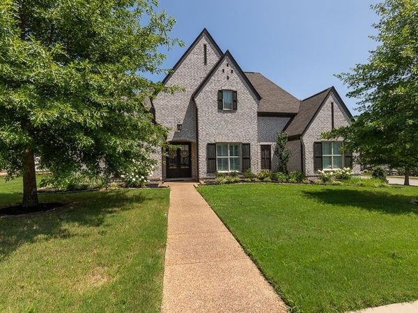 460 SAUNDERS CREEK CIR , Rossville, TN 38066