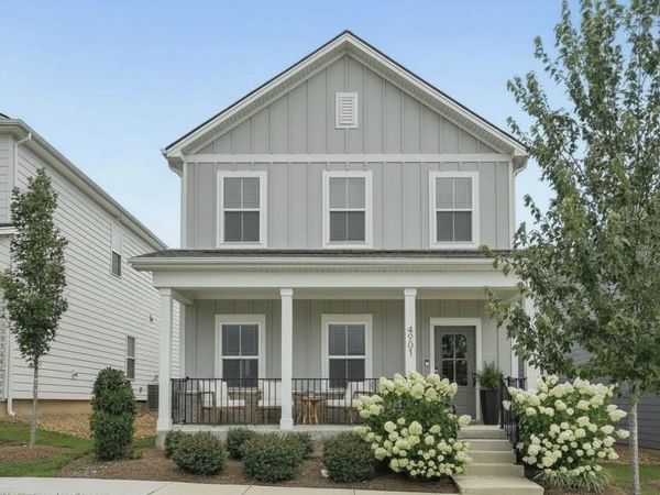 4901 Myra Dr, Hermitage, TN 37076
