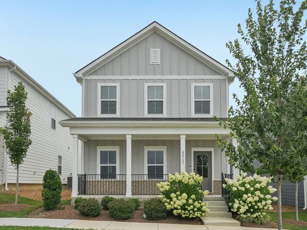 4901 Myra Dr, Hermitage, TN 37076