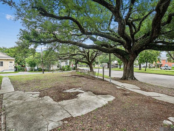 1756 N Rocheblave St, New Orleans, LA 70119