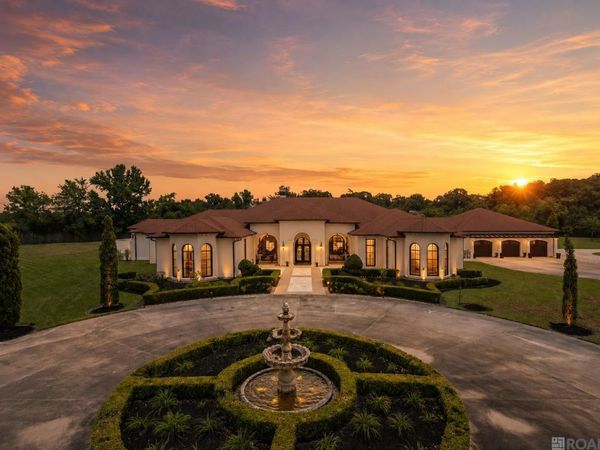 13190 Adonice Ln, Gonzales, LA 70737
