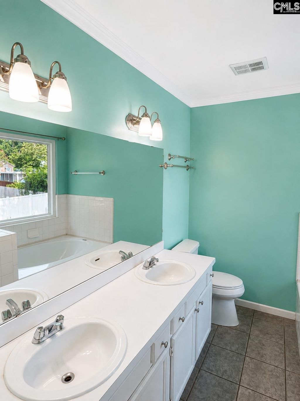133 Darby Way Photo 31