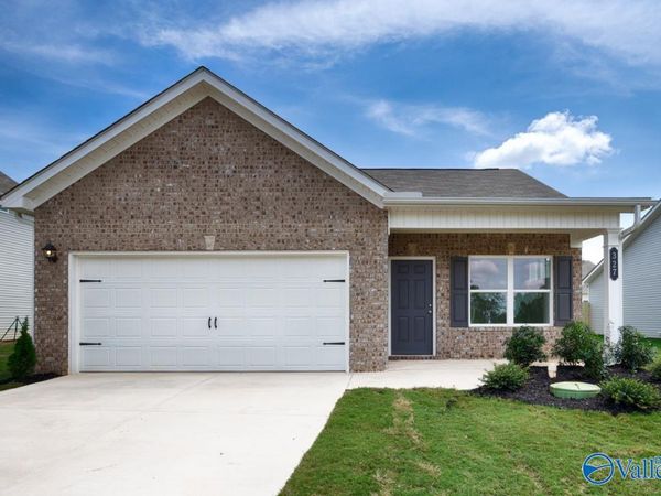 327 Emma Way, New Market, AL 35761