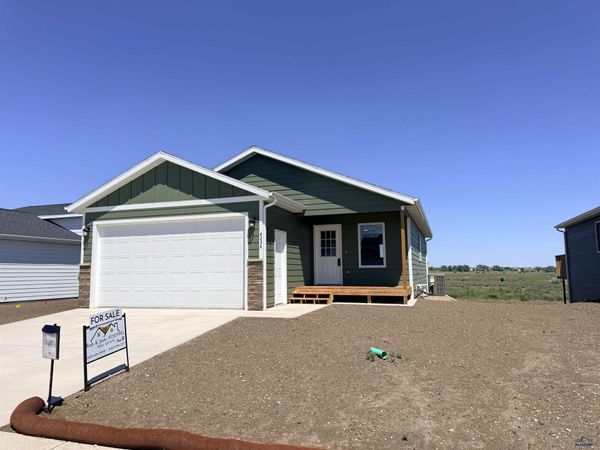 4234 LODI LN, Rapid City, SD 57703