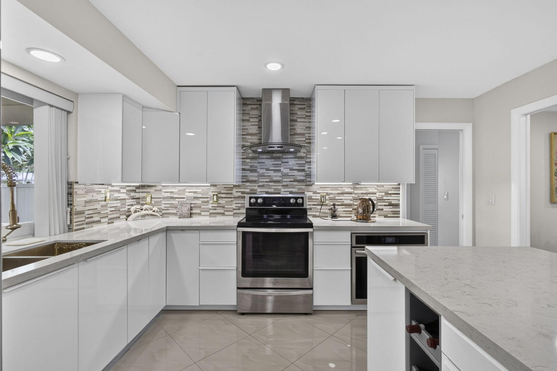 9860 Honeysuckle Avenue, Palm Beach Gardens, FL 33410 Photo