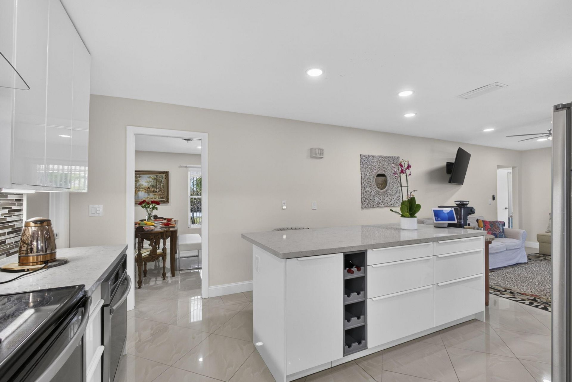 9860 Honeysuckle Avenue, Palm Beach Gardens, FL 33410 Photo