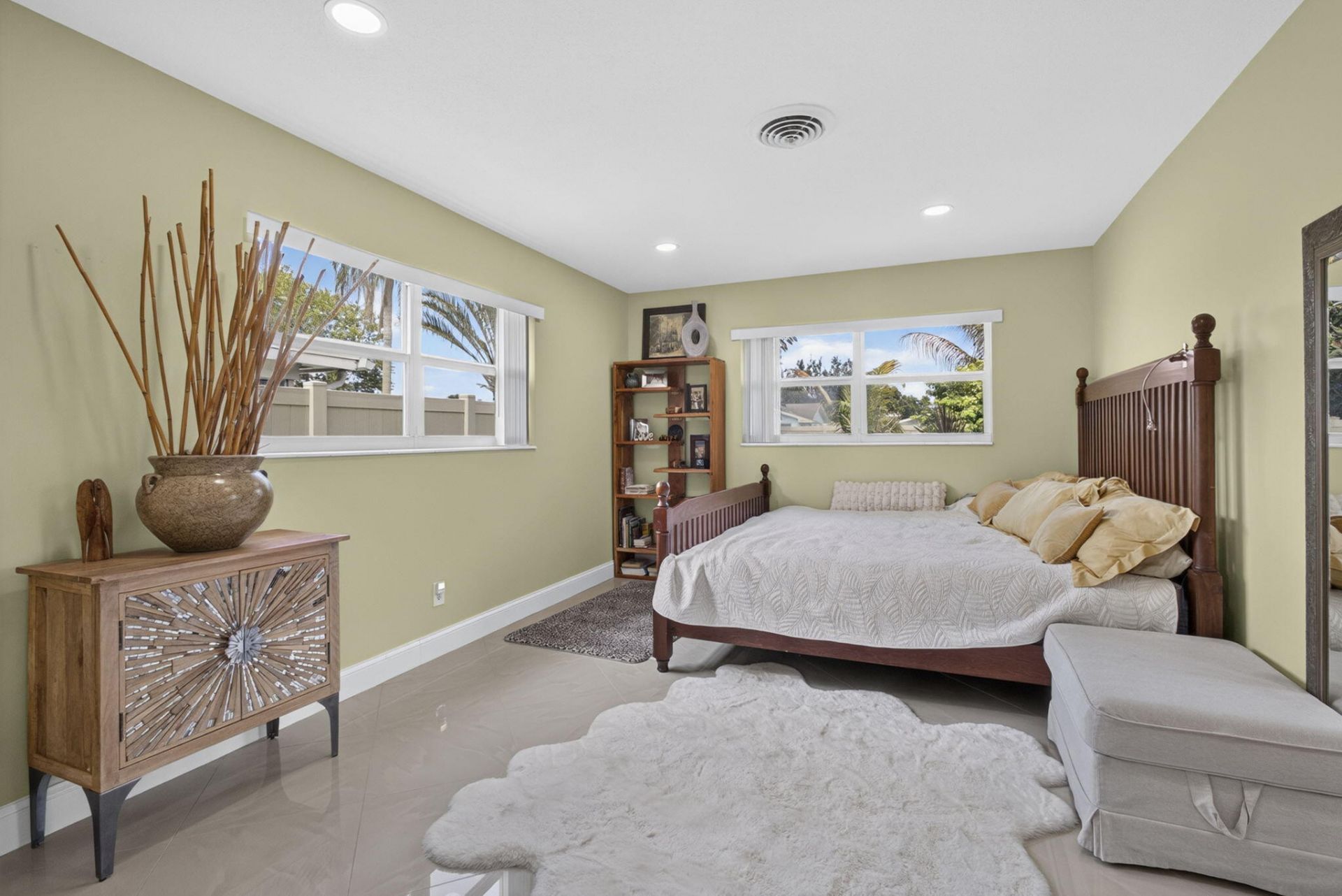 9860 Honeysuckle Avenue, Palm Beach Gardens, FL 33410 Photo